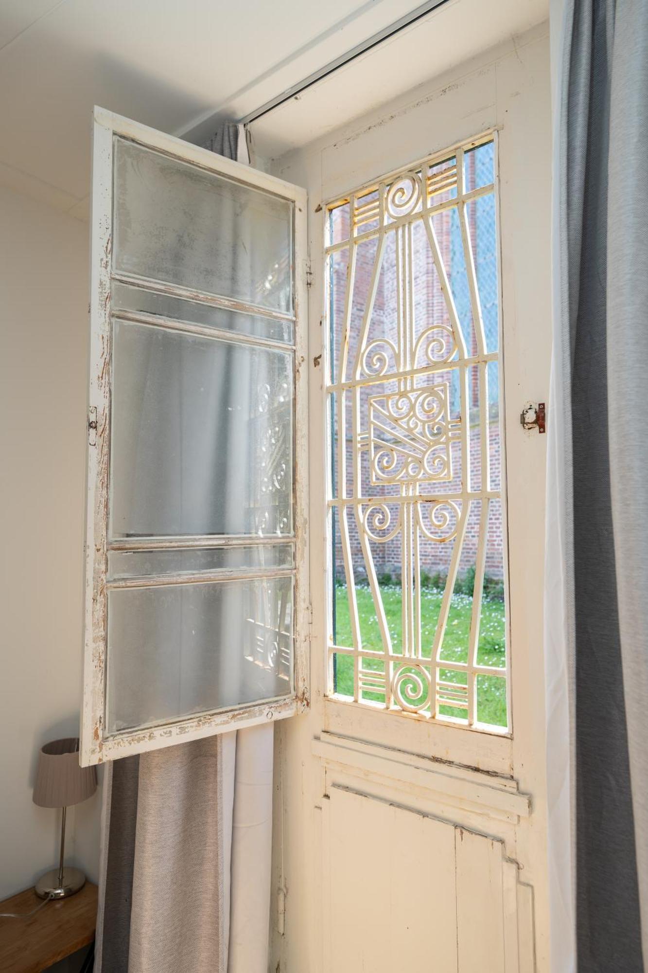 דה בורג Studio Augusta מראה חיצוני תמונה